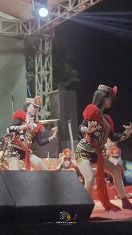 #ndolalakdewiarum #capturewithsony #sonycamera #sonymirrorless #photogtapher #kesenian #budaya #ndolalak #dolalak #ndolalakputri #dewiarumbanjarnegara #masukberandafyp 
