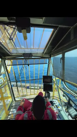 Kita ini bola 8 😅😎 #banggins #santrioffshore #kuliminyak #offshorelife #pelautpunyacerita 