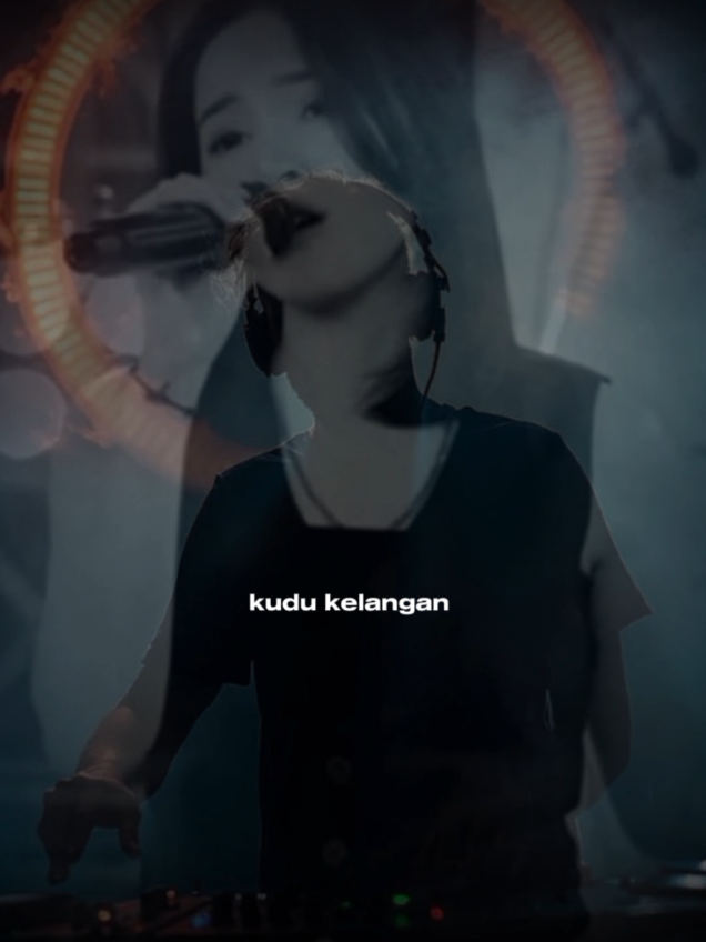ni lagu kok di apain aja enak ya...?🎧😎😎.                                   #sasyaarkhisna #ayangayang #djslow #fyp #fypviralシ 