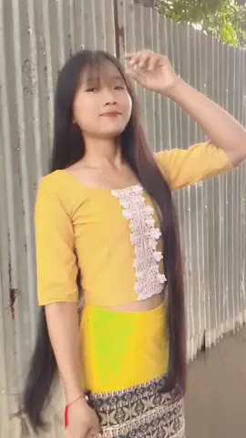 #ရှမ်းမလေးmoodဝင်နေလို့💛😍 ကိုယ်ကြိုက်တဲ့အပုဒ်မှလိုင်းကထစ်😞