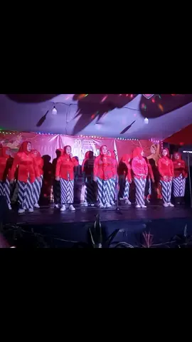 🎶 Paduan Suara Ibu-Ibu PKK RW 01 Gg. Uni Karapitan | Lagu Sunda “Jang” 🌸 #LaguSunda#jang #PaduanSuara #IbuIbuPKK #keseniansundajawabarat #BudayaIndonesia #SundaCulture #TraditionalChoir #CommunityChoir #IndonesianMusic #BandungCulture #fyp #foryou #fypviraltiktok🖤シ゚☆♡