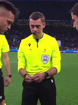 Coin toss #footballcharm #Soccer #referee #fyp #soccerreferee 