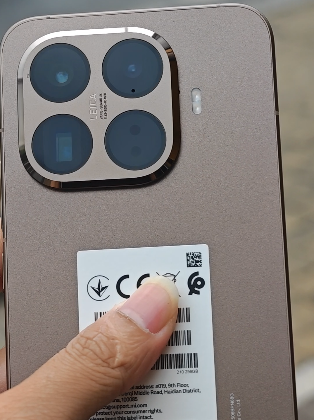 Xiaomi 15T Series chính thức đổ bộ nhé ae, giá dự kiến 15T 13.990.000, 15T Pro 18.490.000. Cả 2 bản sẽ được giảm giá 1tr, tặng loa Bluetooh Xiaomi Sound Party trị giá 2.990.000, và đặc biệt bộ sạc năm nay đã quay trở lại nhé ae 😁 #xiaomi15t #xiaomi15tpro 