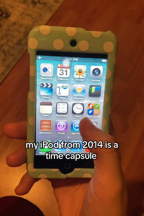 2010’s nostalgia #fyp #2014 #fypシ゚ #2010s #nostalgic #vine #tumblr #aesthetic #arianagrande #macmiller #2013tumblr #music #foryoupage #ipod #tumblraesthetic #iphone 