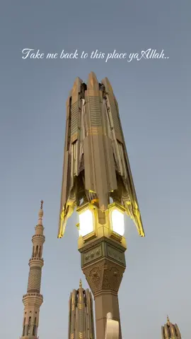 Gimana caranya move on 🥺😭 #medina #madinah #umroh #payungnabawi 