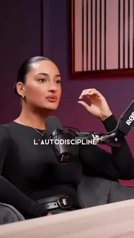 #CapCutmodèle  auto discipline est capacité à rester fidèle à tes décisions,de suivre tes plans malgré les tentations de procrastiner, malgré l'envie d'abandonner #videoviral#autodiscipline 