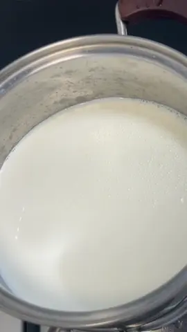 Bosen kite mah bolu lokal, kite bikin starternye dulu deh ye. Kalo jadi ye masak, gajadi yaudeh beli aje 🤣 #yoghurt #resepsimple 