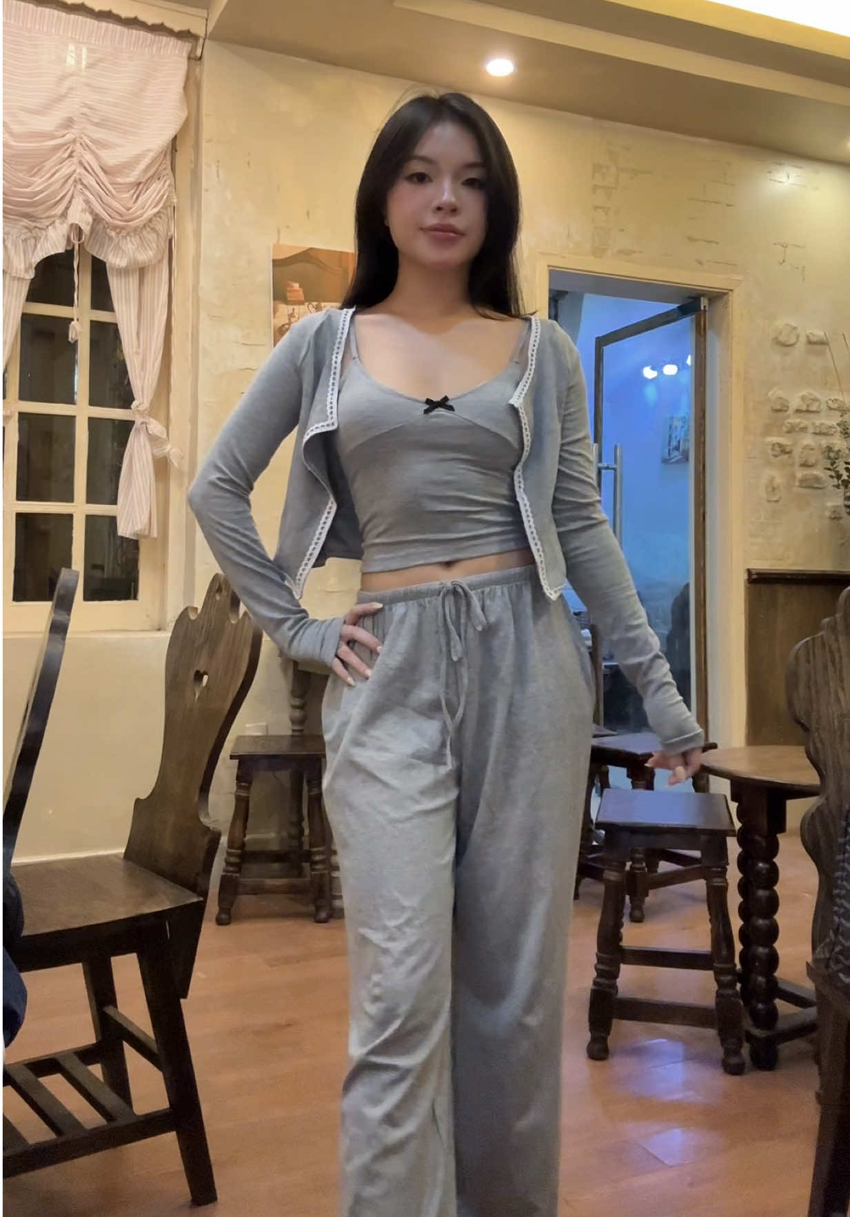 Set 3 món này hot ghê