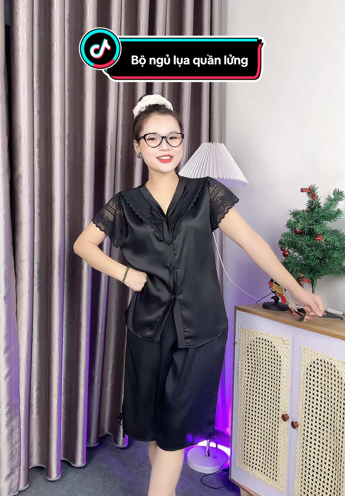 Bộ ngủ lụa quần lửng siêu xinh #quanaolua #bonguluacaocap #bongulualatin #bonguluaxinh #xuhuong 