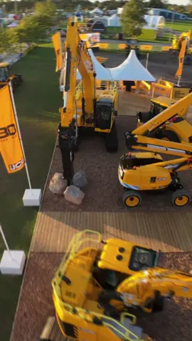We don’t just show up. See for yourself why JCB won best stand this year at Plantworx.