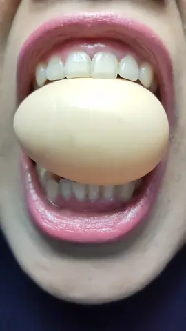 #crunchyasmr #asmreating #odlysatisfying #chewingsounds #relaxingsounds 