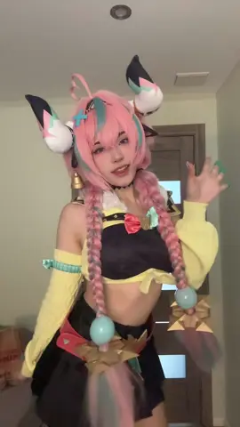 bimbo girl #cosplay #varesagenshinimpact #varesa #genshinimpactcosplay #GenshinImpact 
