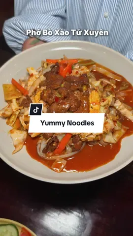 Tiệm Phở xào, Mì xào, Cơm chiên ở Đà Lạt. Yummy Noodles. #banandalat #ancungtiktok 