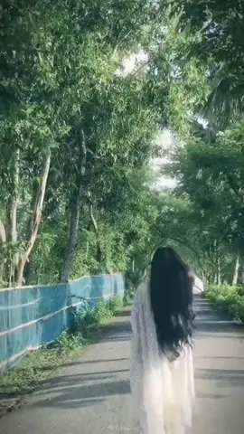আমি তোমাকে অনেক ভালোবাসি তোমার খারাপ চাইতে পারবো না 😅😅