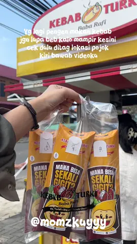 Promo makan kebab puas tanpa dompet terkuras😍 Asli ngiler banget! Pakai Voucher Tiktok ku makin hemat, ada pilihan lain nya🥰 Klik lokasi divideo ini buat dapetin promo menariknya, terbatas hanya di tag lokasi hijau ⬇️⬇️⬇️⬇️ #promomakangajian #paydaypartywithmeago #tiktokgo #tiktokgomea #promoseruweend 
