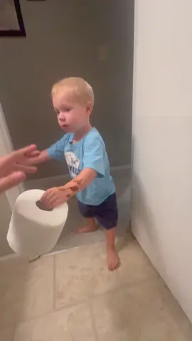 Fake poop prank on kids 🤣🤣😂 #funnyvideos #funnymoments #usa #lol #prank 