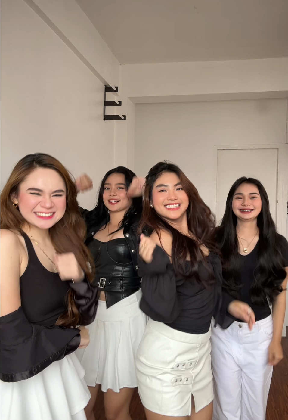 Sugar on tongue 👅 @Angel Tiffanie Morales @Ur matcha gurl 🤪 @Elahh  #runcav #BriYana #runcavmanagement 