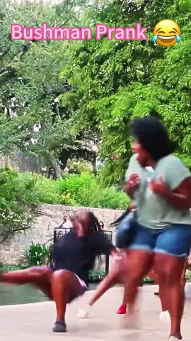 Bushman prank #fouryou #fyp #tiktok #happy #funny #people #bushman #prank 