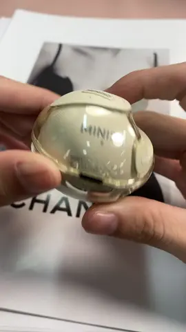 X15 These headphones showed her that the nail lady was talking bad about her! #translatingearbuds #earphones #translatingheadph ones #nailsalon