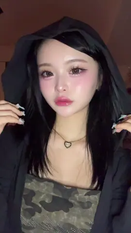 そろそろ髪色変えたいけど何色がいいと思う🥺？？