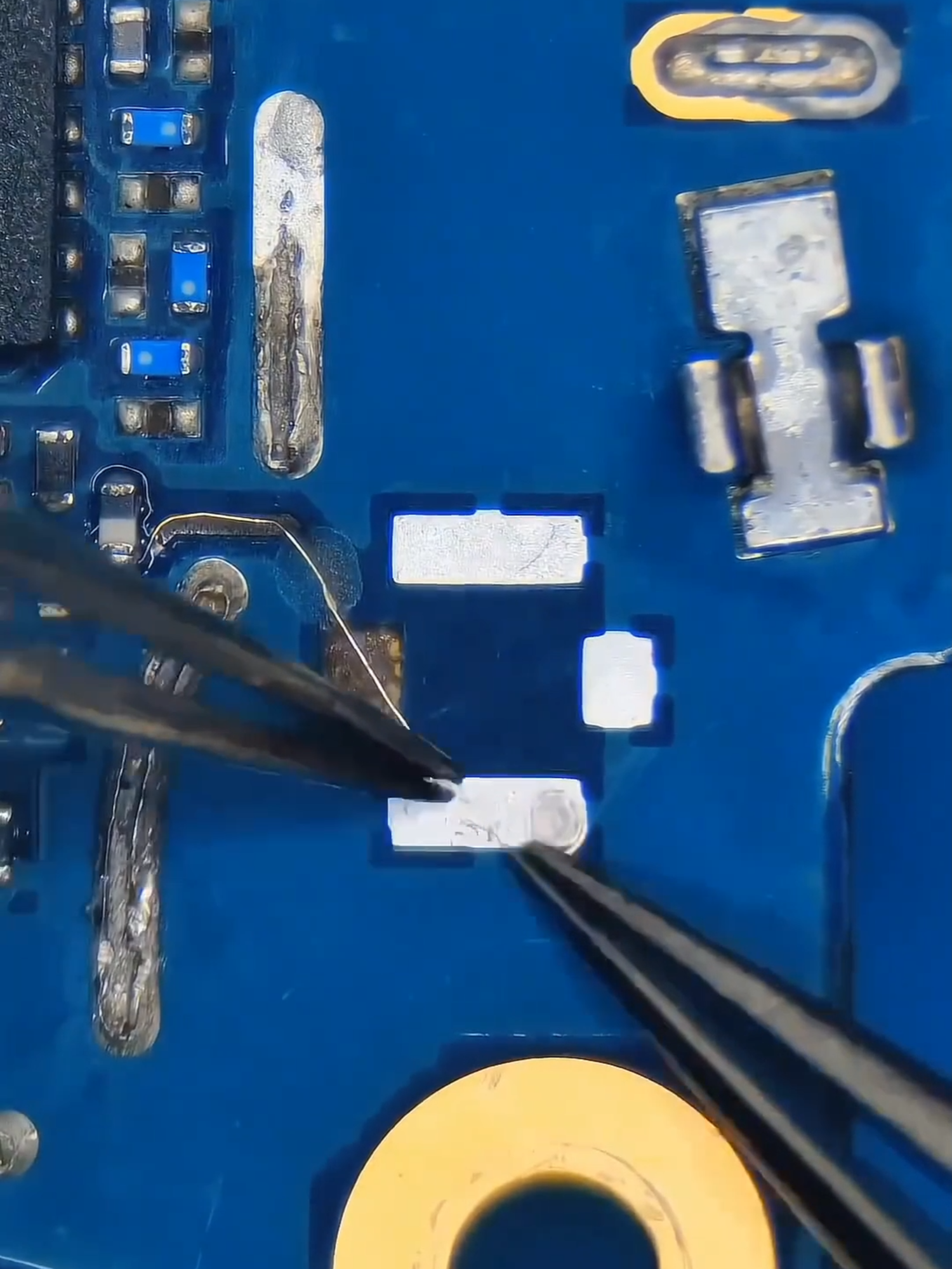 How to repair WiFi socket