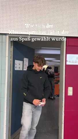 Endlich ein Video mit @Jasper 🦁🔥 #fyp #foryou #donaueschingen #schwarzwald #schule 