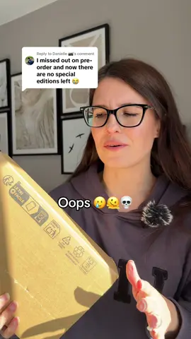 Replying to @Danielle 📷 I might be to blame 😭🫠 #BookTok #newbooks #alchemised #senlinyu #waterstones 