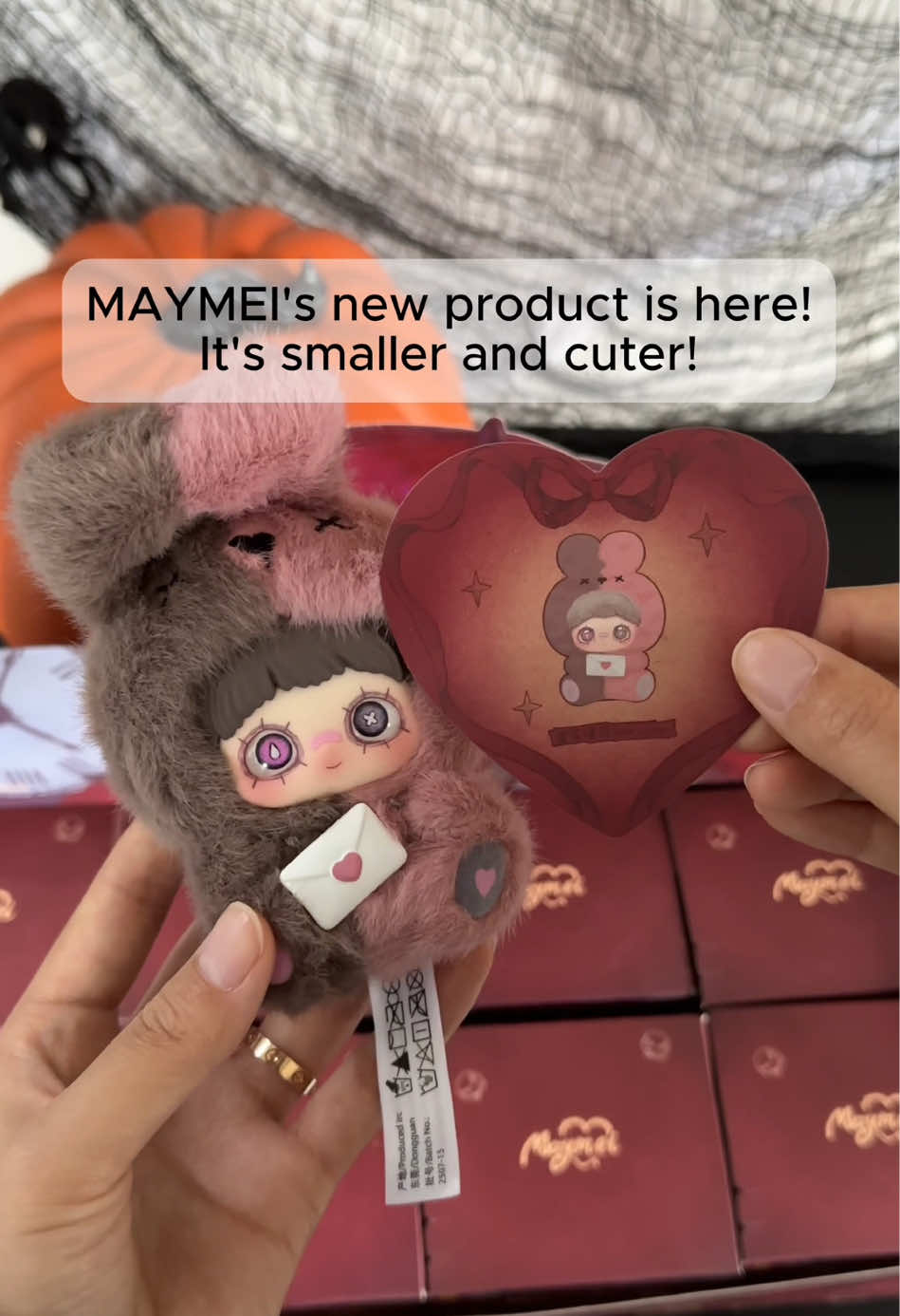 I like this new product so much that I bought a whole set.#pendant #blindbox #miniso #maymei #halloween 