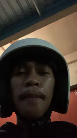 😭