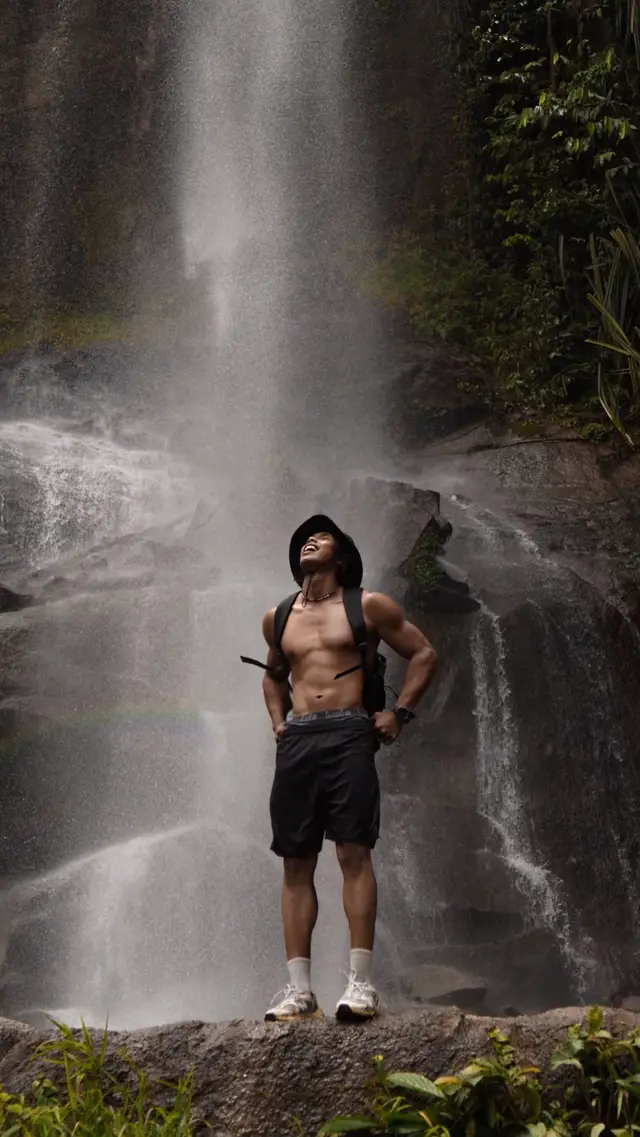 I was not made for the city life  #fypシ゚ #Hiking #nature #lataputehwaterfall #foryoupage 
