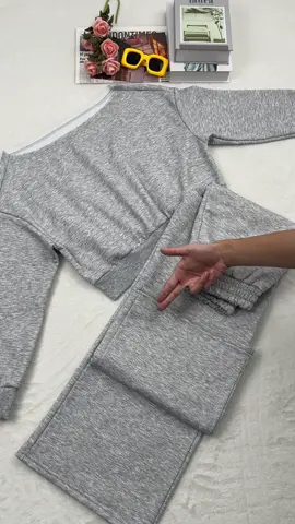 This light gray casual set features a top with a unique V-neck cutout design #Suit#Comfortable#spotlightfinds #TikTokShopFallDealsForYou #tiktokshopblackfriday 