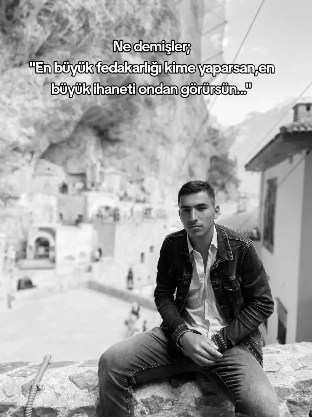 Keşke gelmeseydim yalan dünyaya... #keşfet #keşfetbeniöneçıkart #keşfetteyizzz 