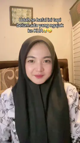 Ngajak ke kua buat liat yang lagi tepuk sakinah maksudnya😭🙏🏻