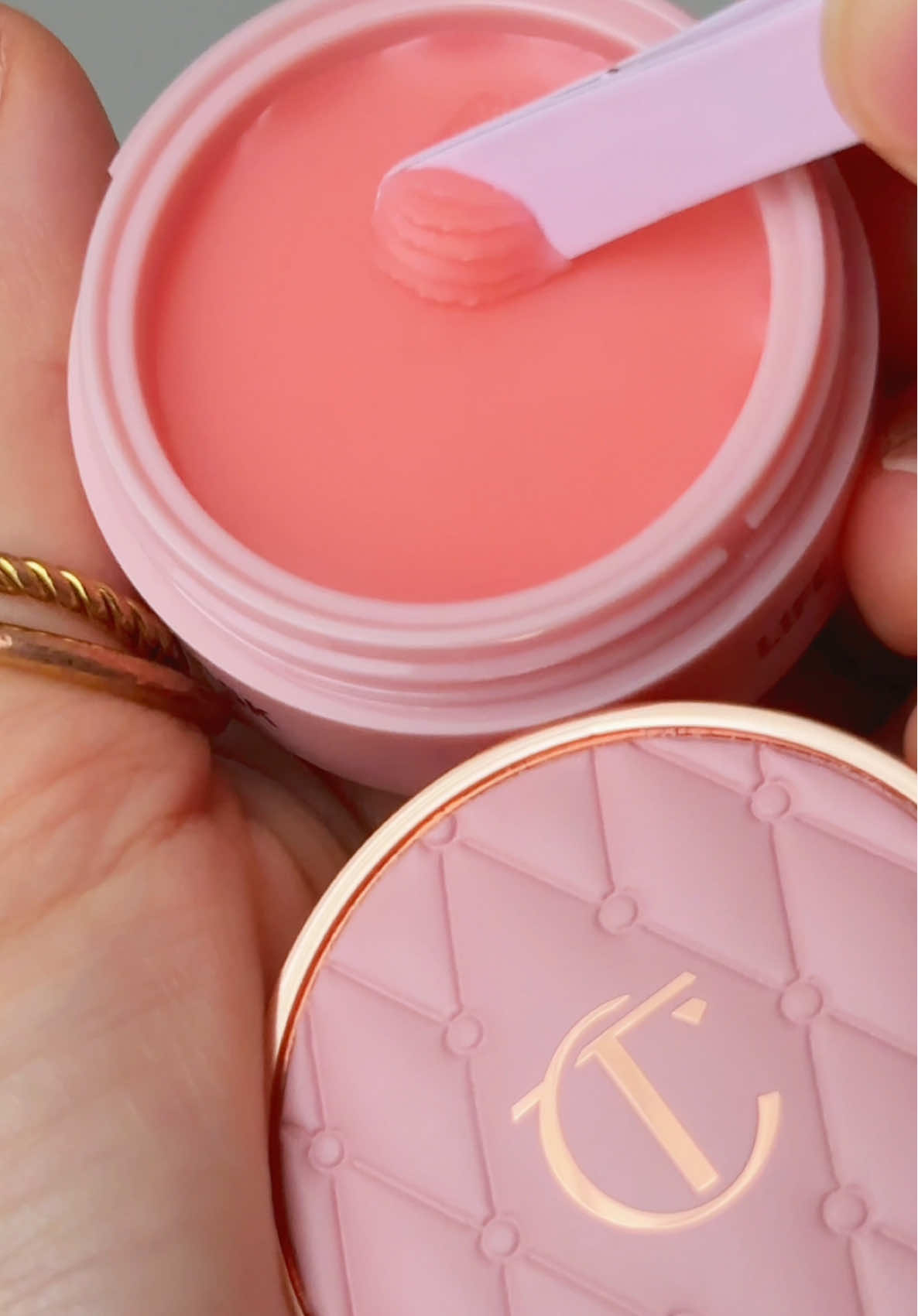ad/pr/ A dreamy new lip mask by @Charlotte Tilbury 💕 Pillow Talk Life Changing Lip Mask. Gorgeous packaging, nourishing formula, lovely texture. It hydrates repairs and plumps (without any stinging, just an innovative formula).  @charlottetilbury #AD #BeautyMustHave #CharlotteTilbury #MagicBeautyStars #lipmask 