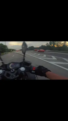 Sakitnya mata tgk side mirror tu🙂 #kawasakininja #biketok #ninja250 