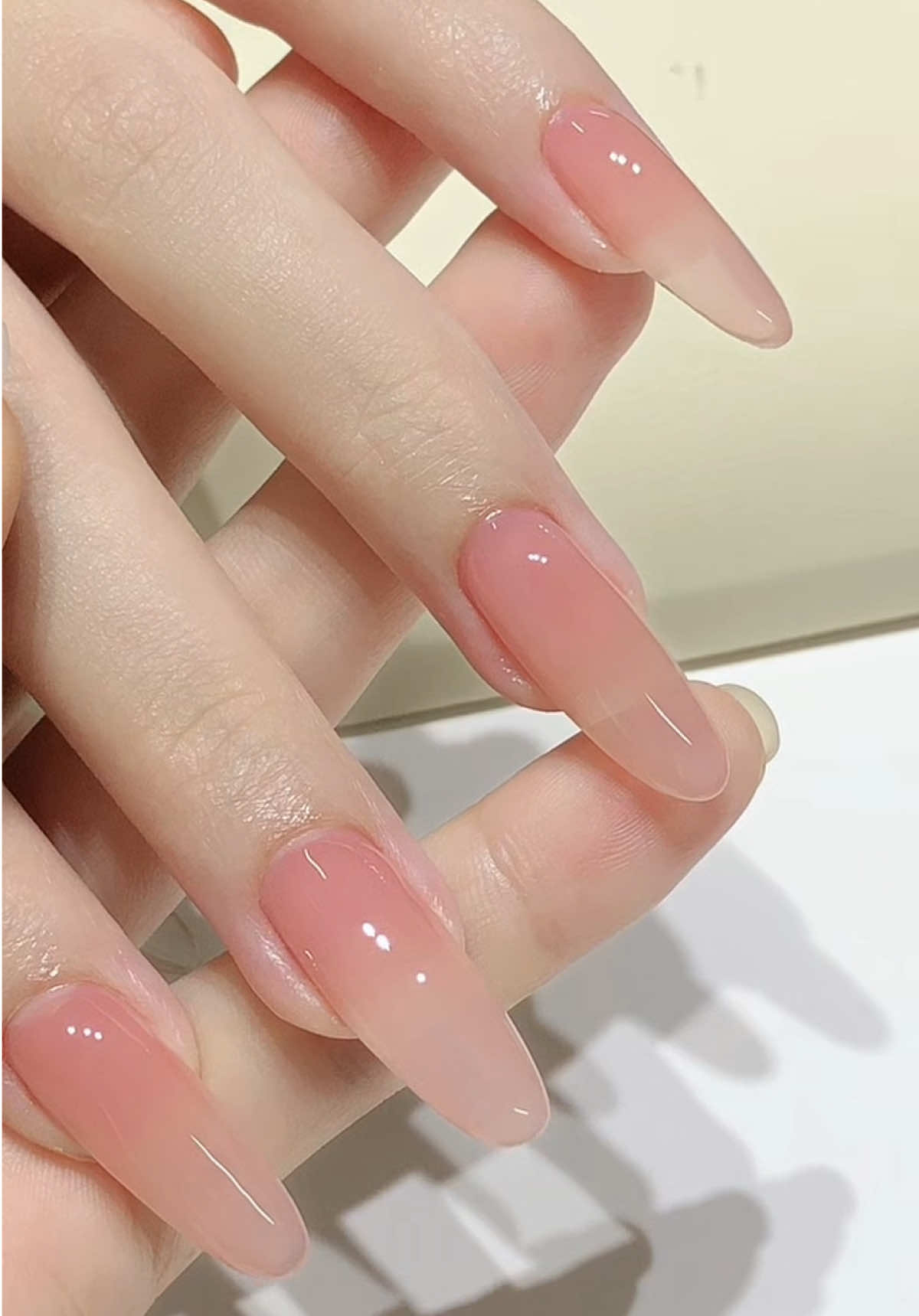 Màu ẩm tốt#nailart #ROUni #nail#gelnails #loveit 