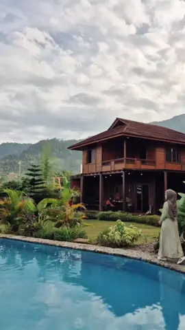 Rekomendasi villa di puncak bogor #puncak #puncakbogor #cisarua #villapuncak #sewavillapuncak  #cimory #healing #kemananich #rekomendasivilla #villamurah #weekendgateaway #FYP #tamansafari 