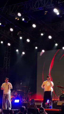 lagu barunya so cute🤏🤏#konserpatahhati #adriankhalif #rizkyfebian