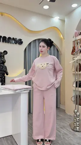 #xuhuongtiktok #trending #thoitrangnu #moingaymotoutfit #xuhuong 