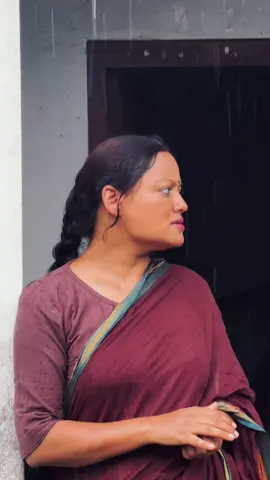 म अक्सर सोच्ने गर्छु पात्र कुन बेला जीवन बन्छ होला ? सायद त्यो बेला जब पात्रले संवाद हैन, भावना बोलोस्। जब पात्रले अभिनय हैन, इमानदारिता रोजोस्।  एउटा पात्र जीवन बन्न शृङ्गार र भेसभुसा बाहेक मर्म पनि त समाउनु पर्छ l कसैको जीवनलाई न्याय दिने चुनौतीसङ पनि त रमाउनुपर्छ। एउटा पात्रले जीवन बन्न सायद एउटै जीवनमा अनेक जीवन कमाउनु पर्छ।  पात्र केवल पात्र मात्र नरहोस् भन्ने इच्छा कुन कलाकारको हुँदैन र ? बलिदान चलचित्रमार्फत एउटा फरक जीवन दर्साउने प्रयास गरेकी छु। यो जीवन जुन यथार्थपरक संसारमा बाच्दछे त्यो संसार छिट्टै तपाईँहरूसामु पस्कँदै छौ। चलचित्र हेरी हाम्रो मेहनतको मूल्याङ्कन गरिदिनु होला Balidan releasing on Fulpati🙏