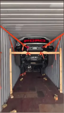 🚛🔒 Vous avez un véhicule à charger ? Avec MATA MULTI-SECTOR INNOVATIONS, c’est la garantie de la sécurité, de la rapidité et du professionnalisme. 📦 Votre satisfaction est notre priorité ! 📞 Contact : +226 70 60 37 56 📍 Ouagadougou – Burkina Faso MATA MSI – Le courtier automobile de confiance. 🚘✨