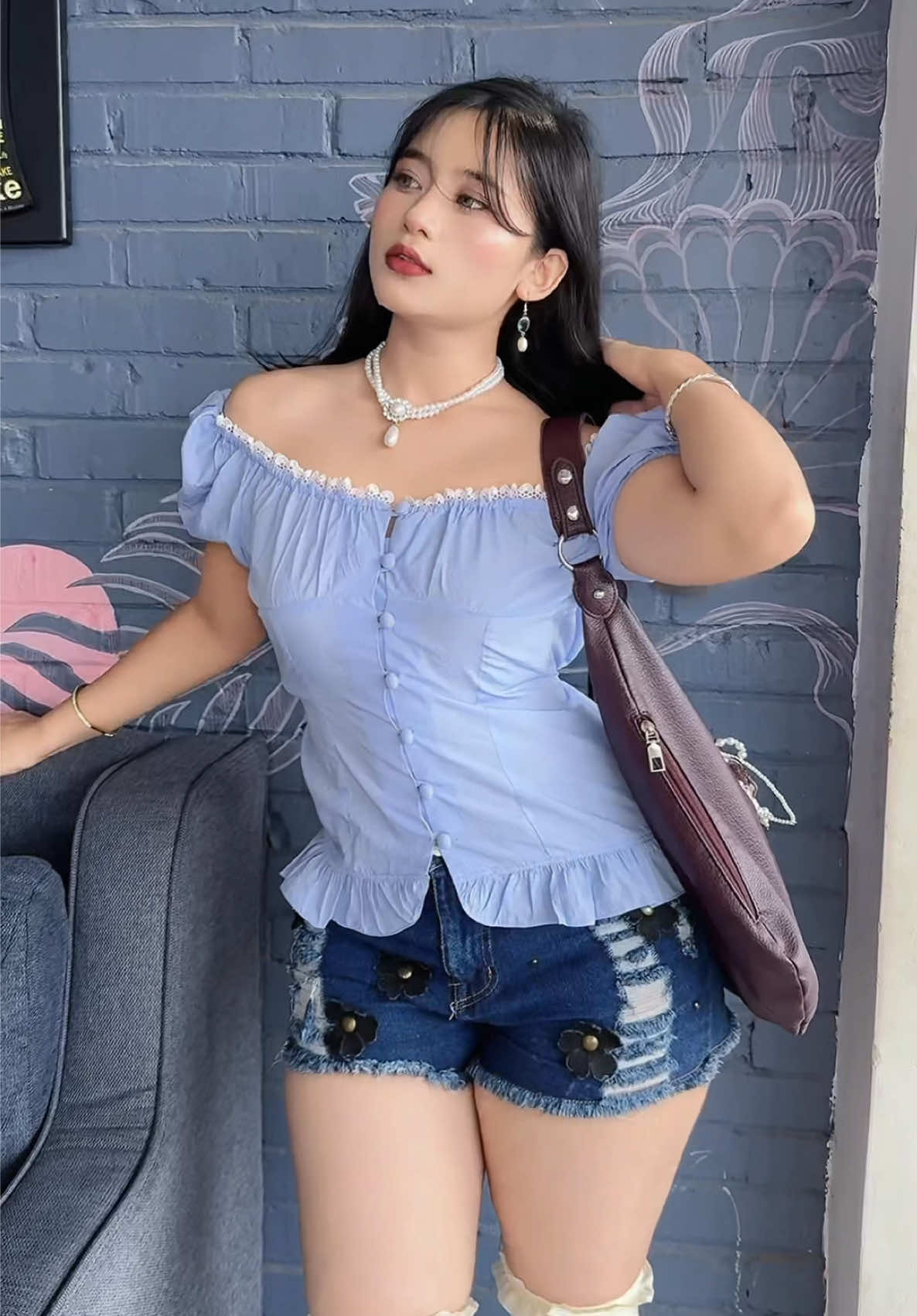 I luvvv this fit so much 🩵 Top - @BEORA #fyp #foryoupage #OOTD #Viral #burmesegirl 