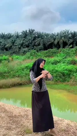 sama-sama pemula harus rajin menyapa supaya akun kita bisa terbaca algoritma semangat 💪🤗 #kreatortiktok #jangkauan #firal #fyp 