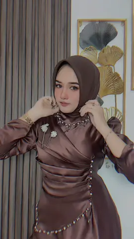 🤎🫰🏻#dresskondangan #dresmewah #dresscantik #inspirasibridesmaid #dresslebaran 