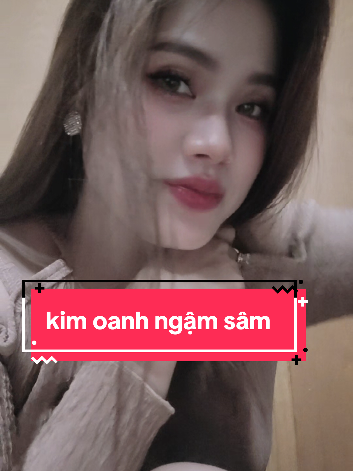 #ghép nối với @Kim Oanh (Elly mom ) cả cộng đồng ai cũng biết kim oanh có L nuôi miệng mà, oanh khỏi khoe🤞😆#xuhuongtiktok #hot #mãiyêucôhằng1111 