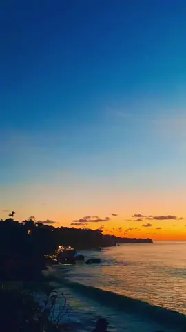 me-sun. #sunsetvibes 