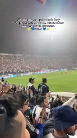 Un hermoso 2025 ⭐💙#Viral #alianzalima #alianzalimacorazonn💙🇵🇪 #paratiiiiiiiiiiiiiiiiiiiiiiiiiiiiiii #fyppppppppppppppppppppppp @Alianza Lima @Sudamericana 