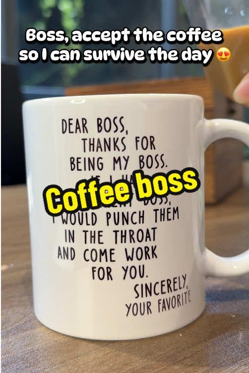 Coffee everywhere - this is my boss🤣 #coffeemug #dearbossmug #tiktokshoprestock #officemug #teacup 