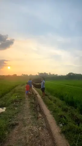 agstyle#layangan #pegonceper #ceperagstyle #madiun24jam #pelayangcabecrew 