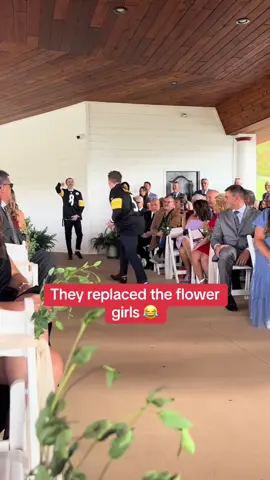 Best wedding ever? 😂🏈 (Via @Camden Oyler ) #nfl #wedding #steelers #nflfootball #sports 